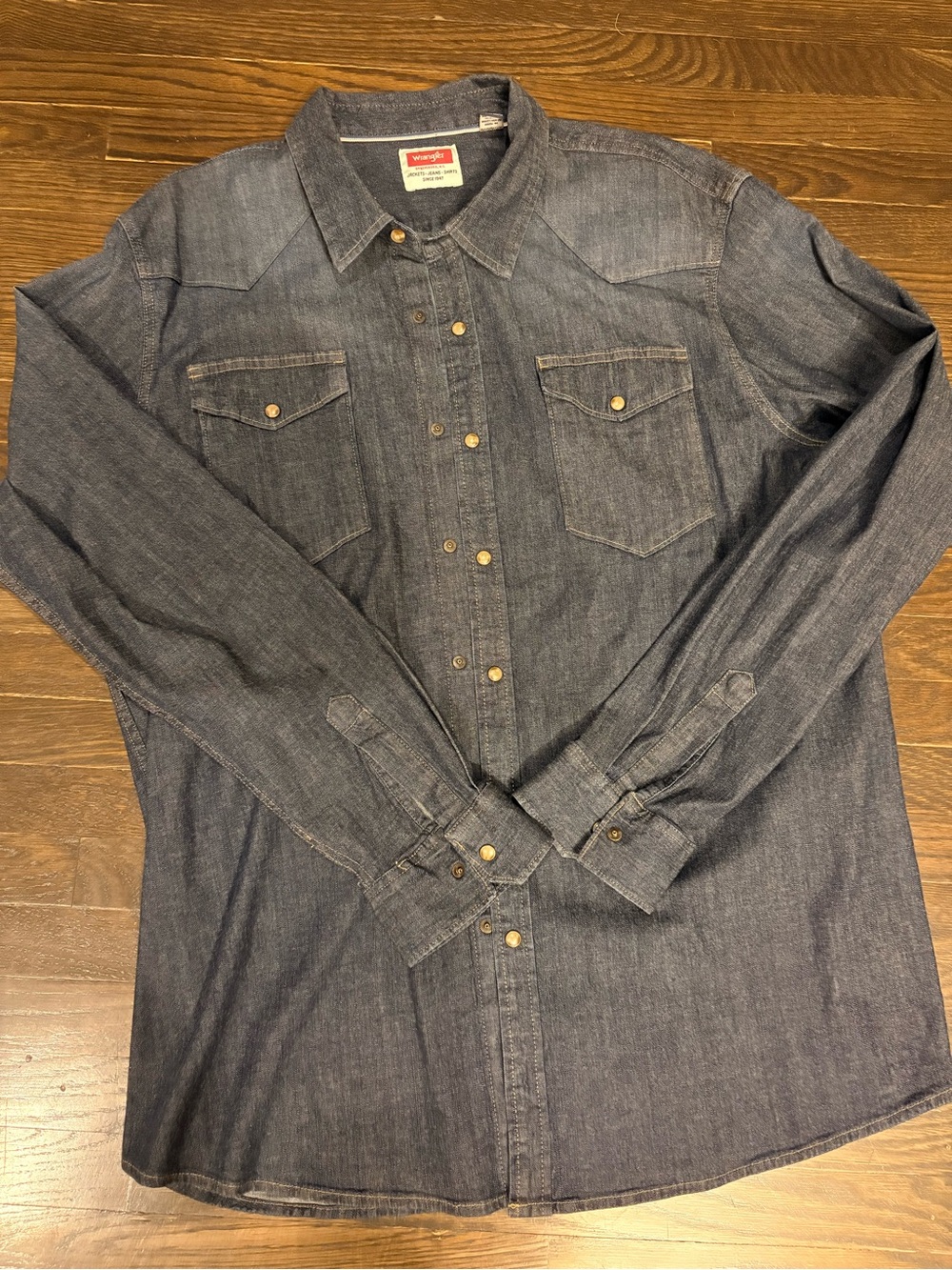 Wrangler Men's Indigo Denim Western Button-Front Shirt